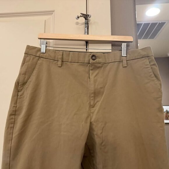 Men’s Dockers Classic Fit Khaki‎ Pants Size: W38 x 30L with 27.5 Inseam - Picture 4 of 10
